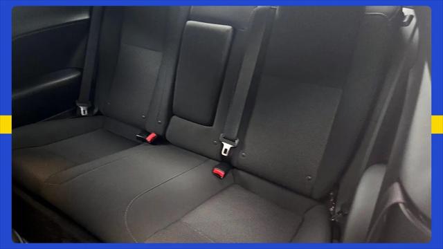 2015 Dodge Challenger R/T Shaker