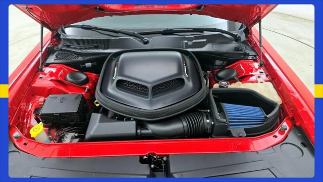 2015 Dodge Challenger R/T Shaker