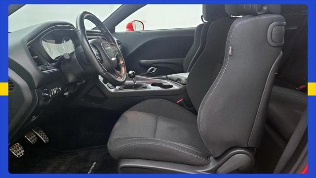 2015 Dodge Challenger R/T Shaker