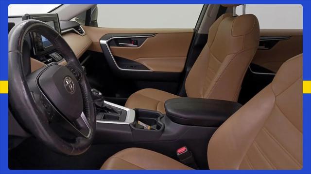 2019 Toyota RAV4 XLE Premium