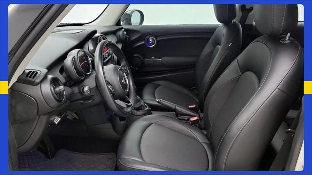 2015 MINI Hardtop Cooper