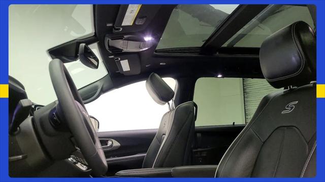 2023 Chrysler Pacifica Limited AWD