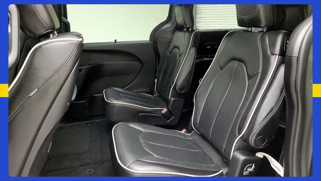 2023 Chrysler Pacifica Limited AWD