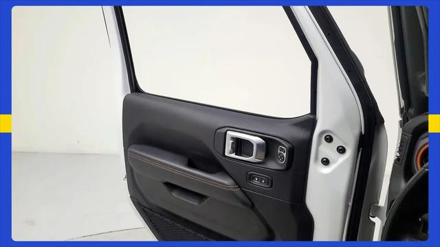 2022 Jeep Gladiator Sport