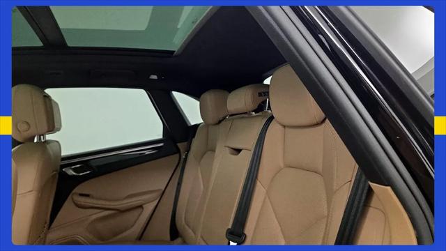 2019 Porsche Macan Macan