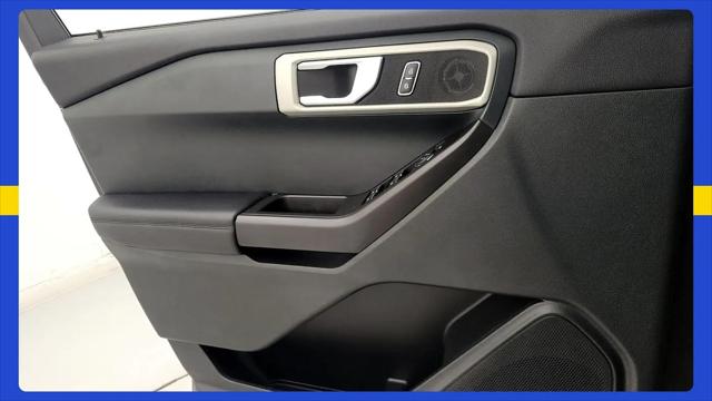 2023 Ford Explorer Base