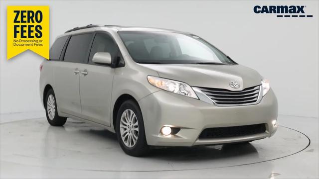 2017 Toyota Sienna XLE 8 Passenger for sale in Lexington, KY