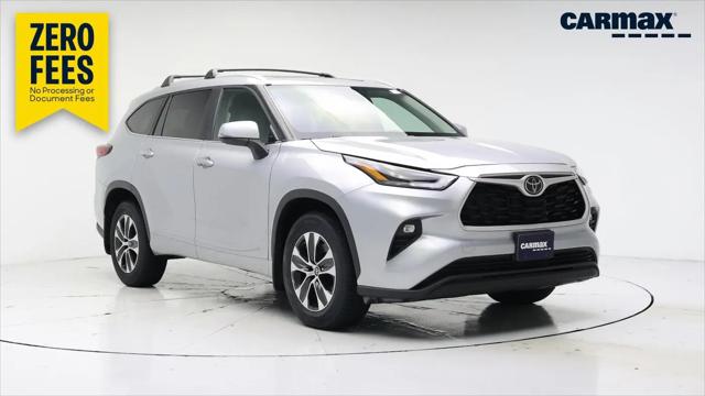 2023 Toyota Highlander XLE for sale in Kenosha, WI