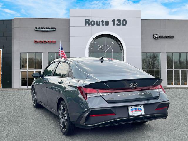 2025 Hyundai Elantra SEL Sport 2025 Hyundai Elantra SEL Sport
