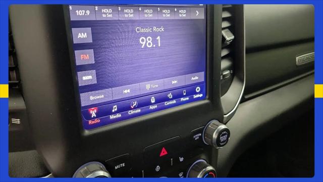 2019 Ram 1500 Big Horn/Lone Star Crew Cab 4x4 57 Box