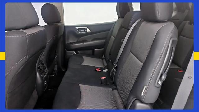 2018 Nissan Pathfinder SV