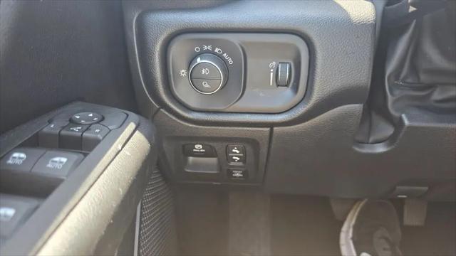 2025 Ram 1500 Big Horn Crew Cab 4x4 57 Box