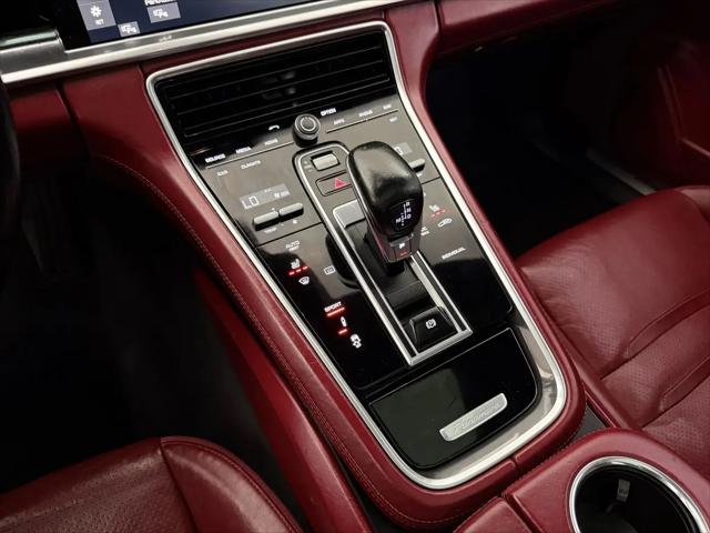 2018 Porsche Panamera 4