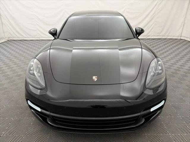 2018 Porsche Panamera 4
