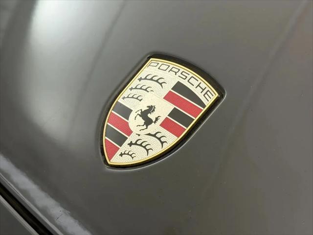2018 Porsche Panamera 4