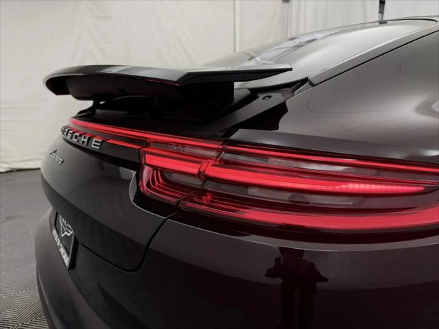2018 Porsche Panamera 4