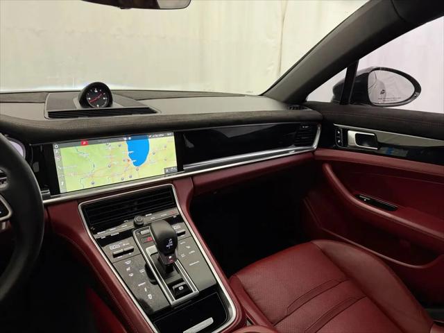 2018 Porsche Panamera 4
