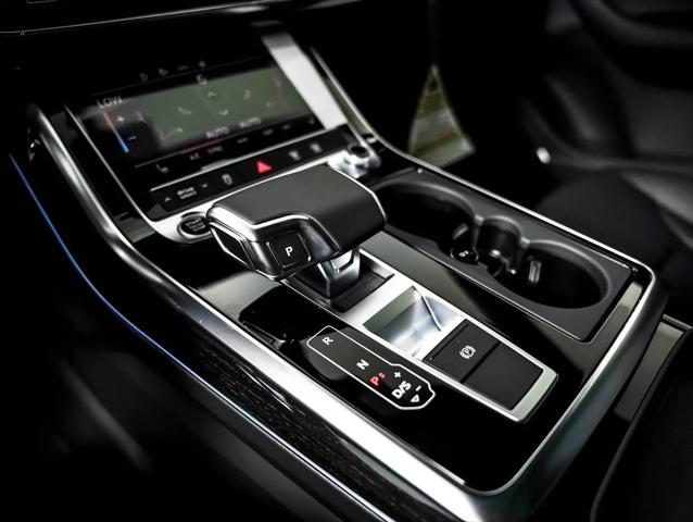 2026 Audi Q7 Premium 45 TFSI quattro tiptronic