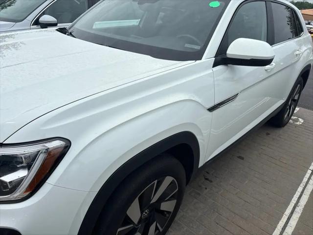 2024 Volkswagen Atlas Cross Sport 2.0T SE w/Technology for sale near Dayton, OH