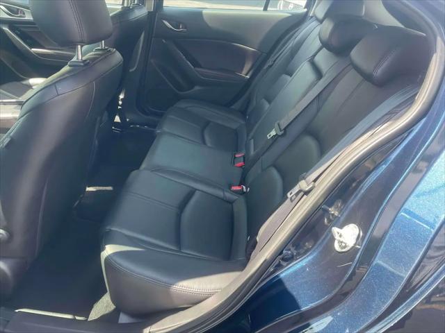 2018 Mazda Mazda3 Touring