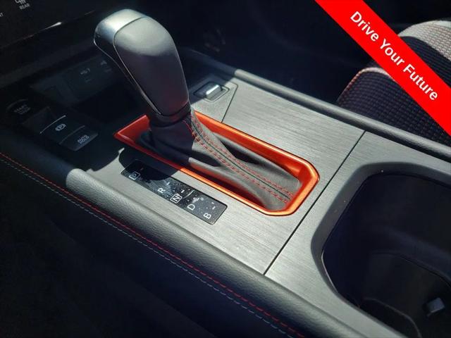2025 Nissan Kicks SR FWD