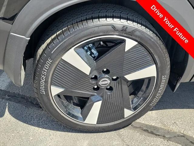 2025 Nissan Kicks SR FWD