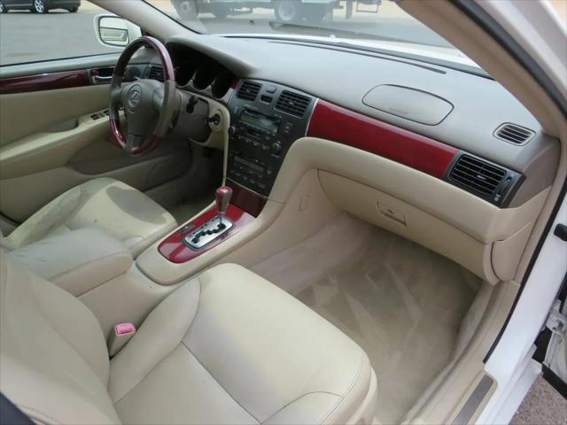 2004 Lexus ES 330 ES 330
