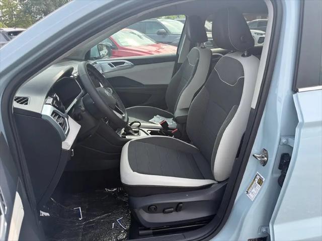 2027 Volkswagen Taos SE