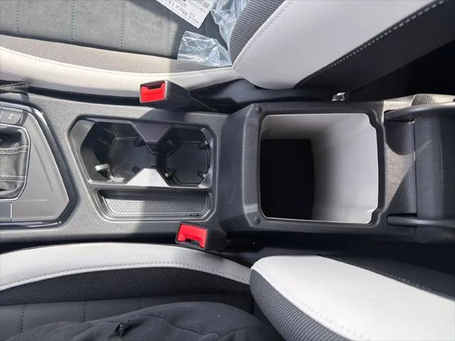 2027 Volkswagen Taos SE