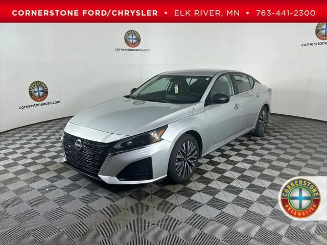 2025 Nissan Altima SV FWD for sale in Elk River, MN