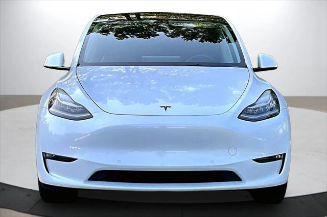 2022 Tesla Model Y Long Range Dual Motor All-Wheel Drive