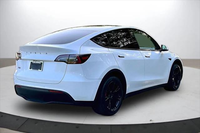 2022 Tesla Model Y Long Range Dual Motor All-Wheel Drive