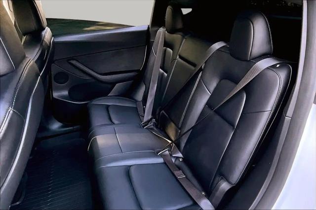 2022 Tesla Model Y Long Range Dual Motor All-Wheel Drive