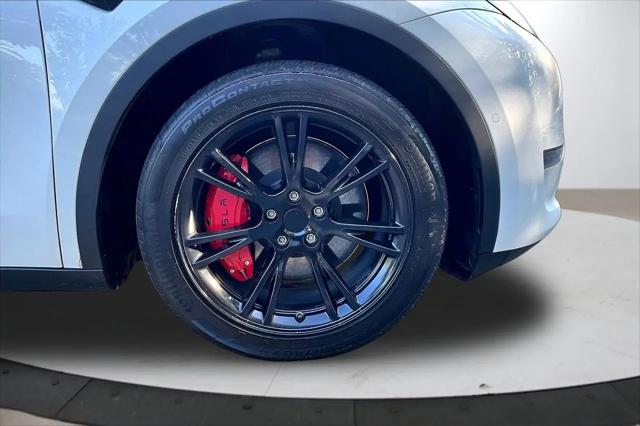 2022 Tesla Model Y Long Range Dual Motor All-Wheel Drive