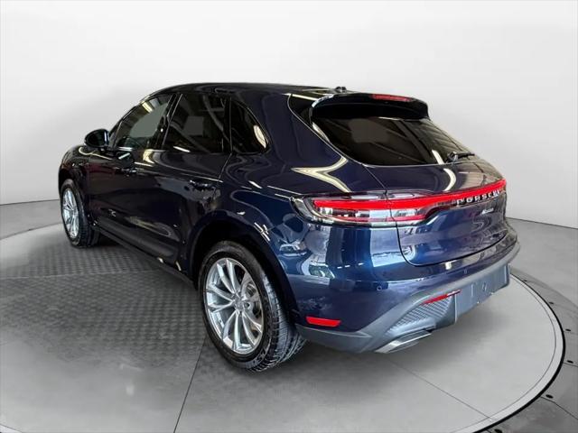 2022 Porsche Macan Macan