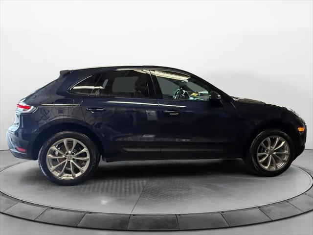 2022 Porsche Macan Macan
