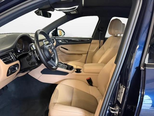 2022 Porsche Macan Macan