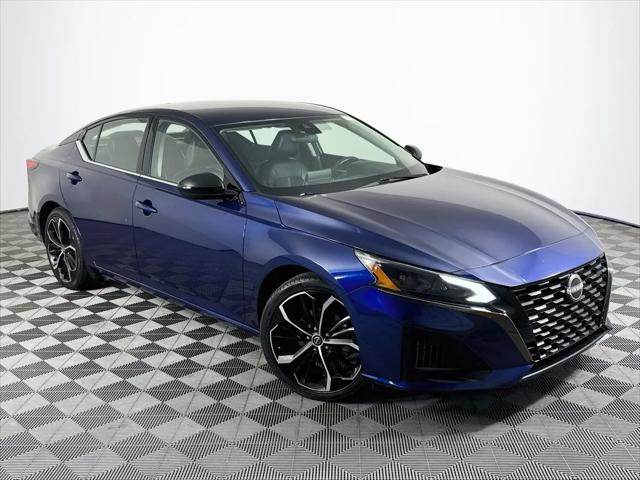 2023 Nissan Altima SR FWD for sale in Houston, TX