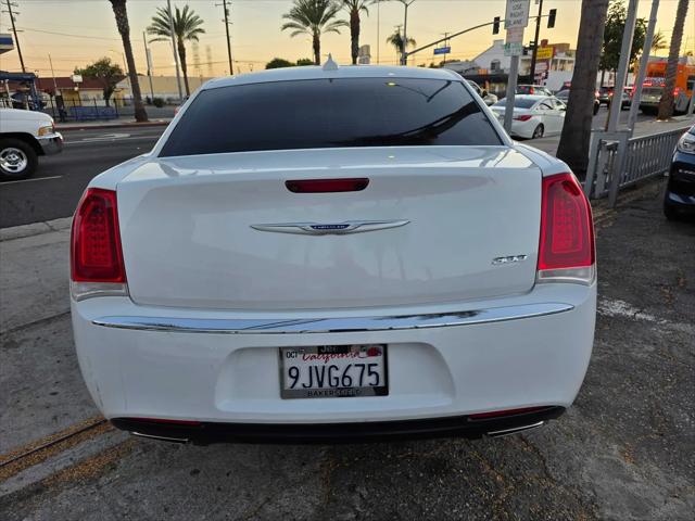 2019 Chrysler 300 Limited