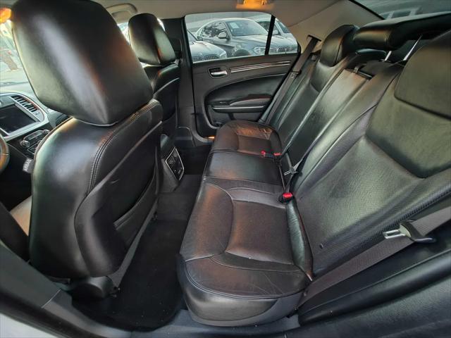 2019 Chrysler 300 Limited