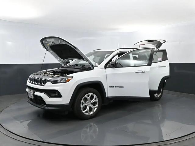 2024 Jeep Compass Latitude 4x4