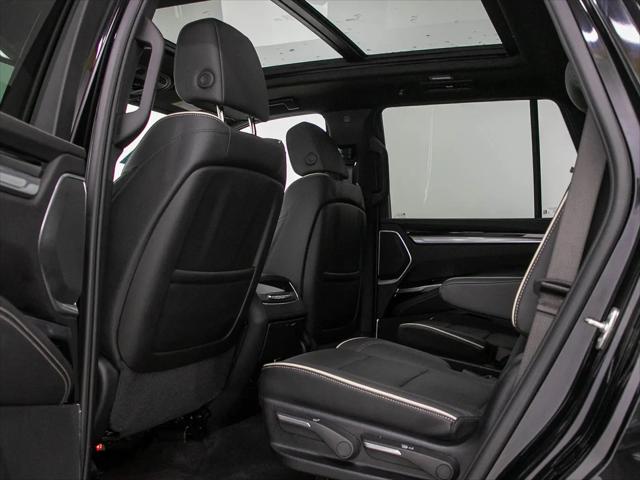 2025 Cadillac Escalade Sport