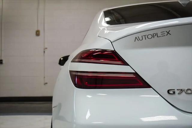 2023 Genesis G70 3.3T RWD