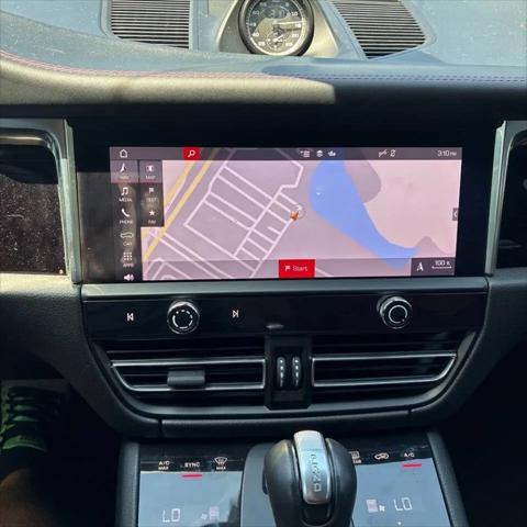 2023 Porsche Macan T