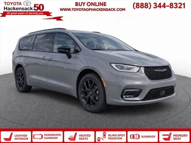2025 Chrysler Pacifica Limited for sale in Hackensack, NJ