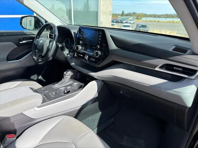 2021 Toyota Highlander Hybrid XLE