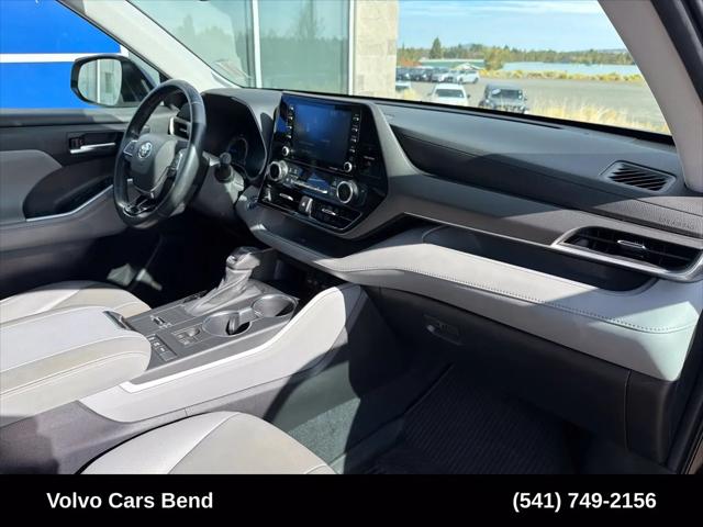 2021 Toyota Highlander Hybrid XLE