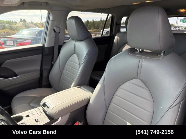 2021 Toyota Highlander Hybrid XLE