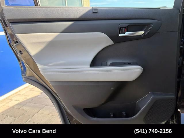 2021 Toyota Highlander Hybrid XLE