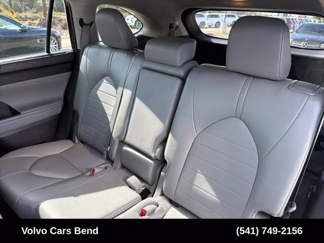 2021 Toyota Highlander Hybrid XLE